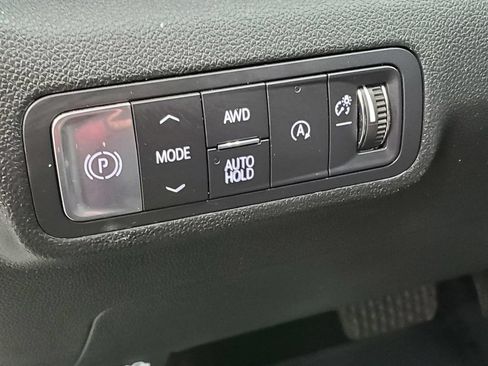Used 2025 GMC Terrain Elevation AWD/4WD image 29