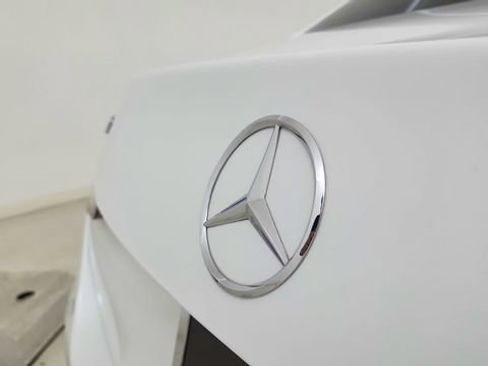 Used 2022 Mercedes-Benz C 300 C 300 image 18