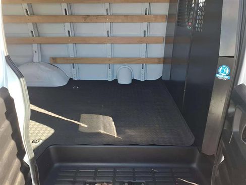 Used 2024 GMC Savana 2500 w/ Driver Convenience Package image 18