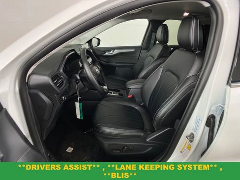 New 2026 Ford Escape SE w/ PHEV Premium Package image 27