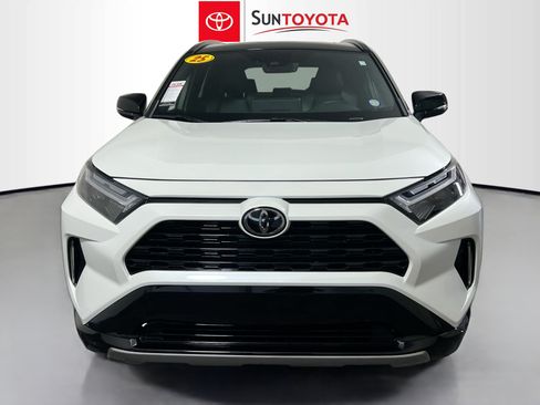 Used 2025 Toyota RAV4 XSE w/ Weather Package AWD/4WD image 10