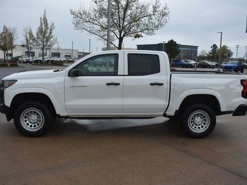 Used 2024 Chevrolet Colorado W/T w/ WT Convenience Package II image 9