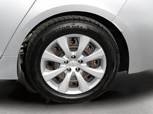 Used 2021 Toyota Corolla LE image 9