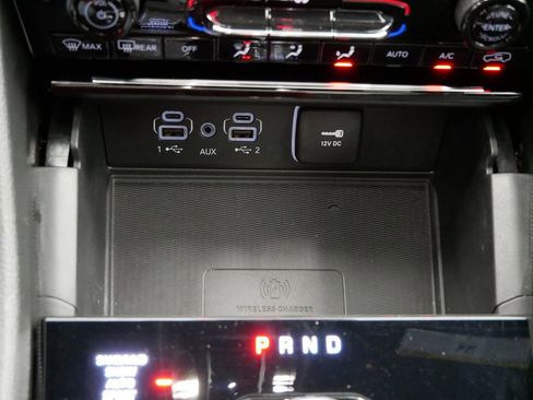 Certified 2025 Jeep Grand Cherokee L Limited w/ Luxury Tech Group II image 54