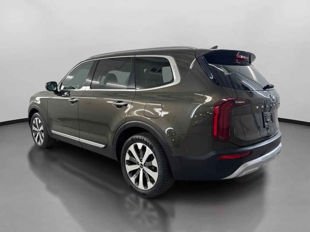 Used 2020 Kia Telluride S FWD image 7