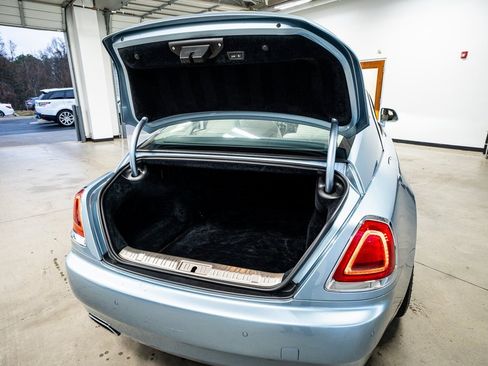Used 2017 Rolls-Royce Wraith image 58