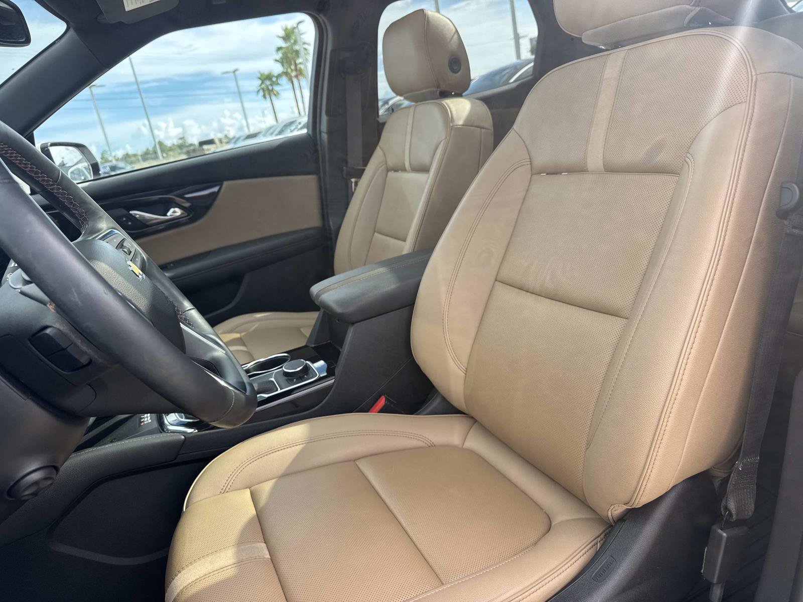 Used 2023 Chevrolet Blazer Premier w/ Enhanced Convenience Package FWD image 18