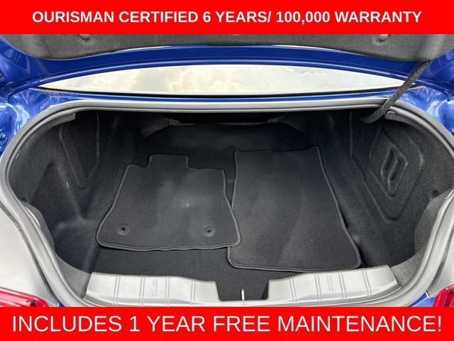 Used 2022 Chevrolet Camaro LT RWD image 13
