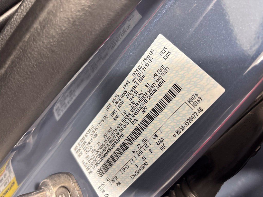 Used 2025 Ford Escape ST-Line FWD image 33