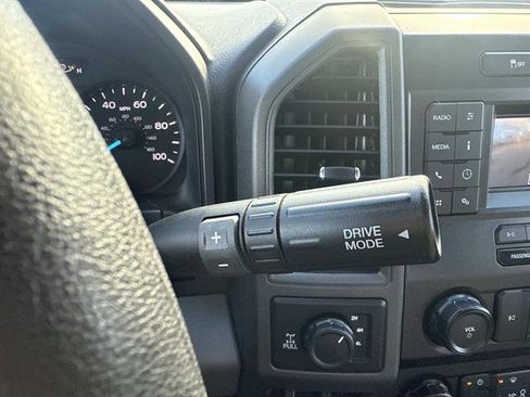 Used 2021 Ford F550 4x4 Regular Cab Super Duty image 26