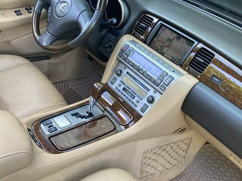 Used 2006 Lexus SC 430 Convertible image 30