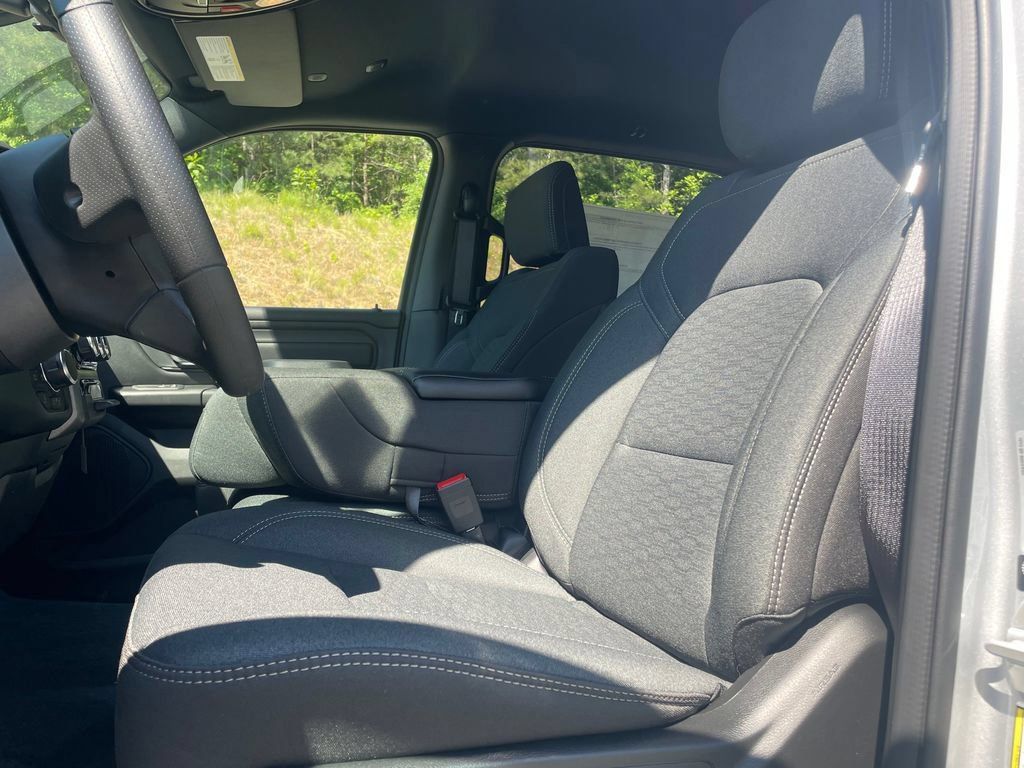 New 2026 RAM 1500 Warlock AWD/4WD image 12