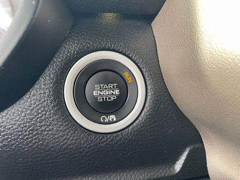 Used 2020 RAM 1500 Laramie image 7