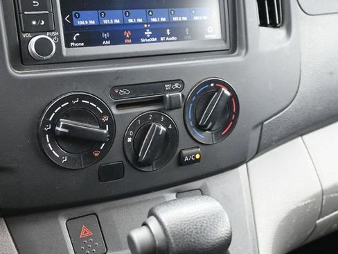 Used 2021 Nissan NV200 S image 22