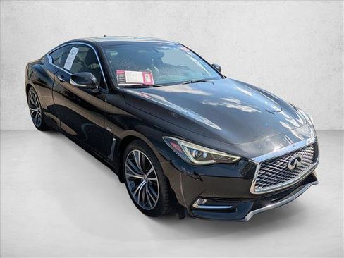 Used 2018 INFINITI Q60 3.0t Luxe AWD/4WD image 3