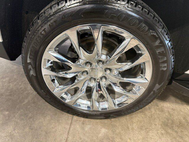 Used 2021 GMC Yukon XL Denali AWD/4WD image 23