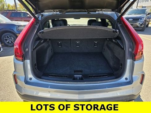Used 2024 Cadillac XT4 Premium Luxury image 10