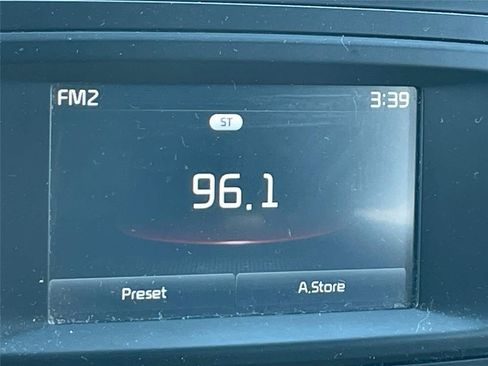 Used 2016 Kia Soul w/ Option Group 020 FWD image 13