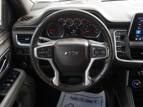 Used 2021 Chevrolet Suburban Z71 w/ Luxury Package AWD/4WD image 17