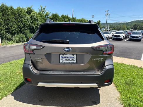 Used 2024 Subaru Outback Limited XT AWD/4WD image 5