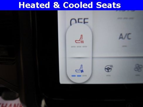 Used 2023 Ford Expedition Max Platinum image 3