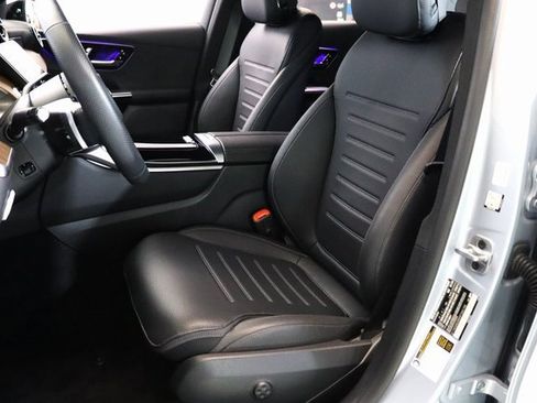 Used 2025 Mercedes-Benz GLC 350e 4MATIC w/ AMG Line image 17