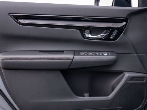 Certified 2026 Honda CR-V Sport Touring image 15