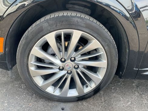 Used 2024 Buick Envision Avenir image 38