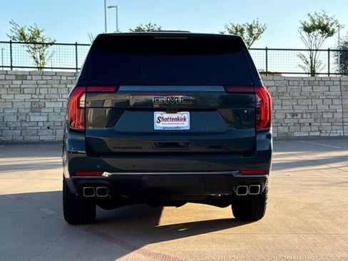 Used 2026 GMC Yukon XL AT4 w/ AT4 Premium Plus Package AWD/4WD image 7