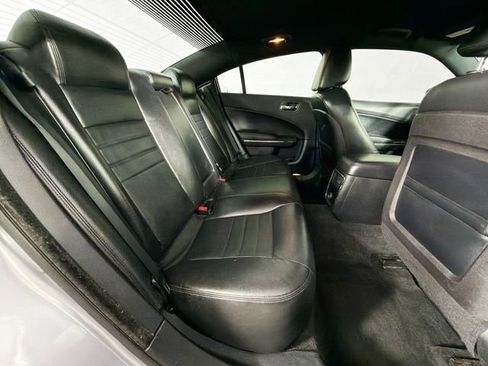 Used 2014 Dodge Charger SXT image 26