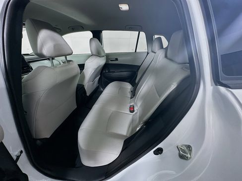 Used 2024 Toyota Corolla Cross LE image 29