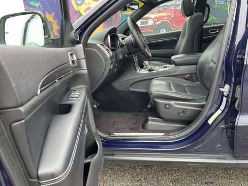 Certified 2016 Jeep Grand Cherokee Limited w/ Luxury Group II image 14