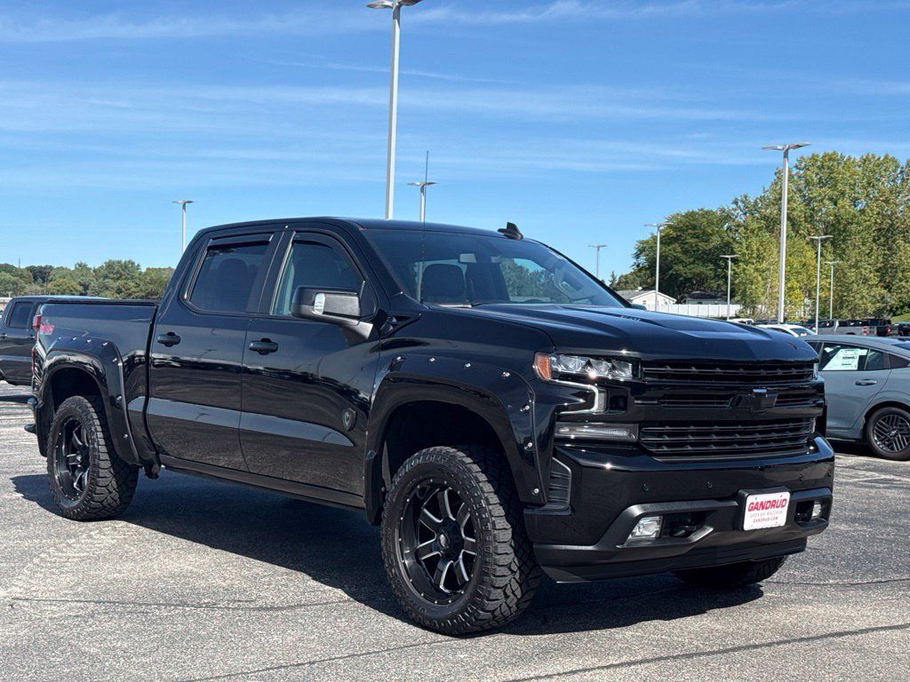 Used 2022 Chevrolet Silverado 1500 RST AWD/4WD image 1
