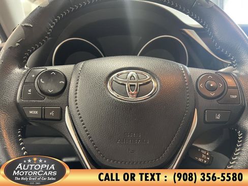 Used 2017 Toyota Corolla iM image 21