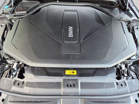Used 2026 BMW i5 eDrive40 RWD image 25