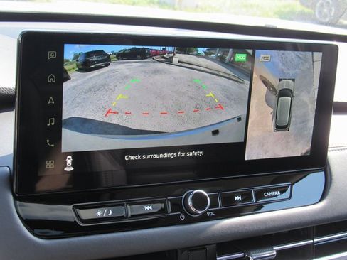 New 2025 Mitsubishi Outlander SE image 18