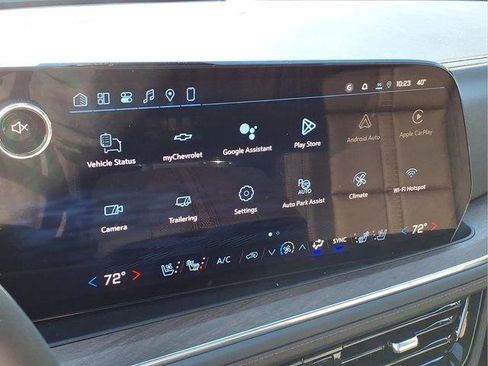 New 2026 Chevrolet Suburban High Country AWD/4WD image 28