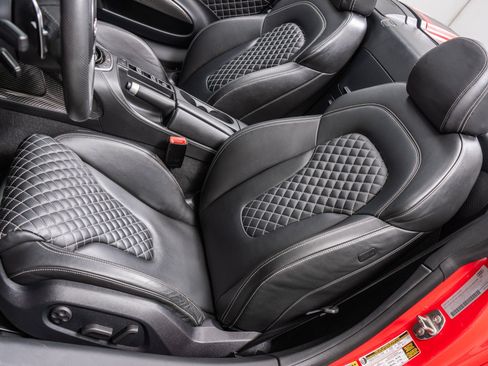 Used 2014 Audi R8 V10 AWD/4WD image 25