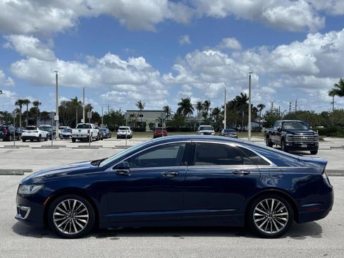Used 2017 Lincoln MKZ Select w/ Select Plus Package image 9