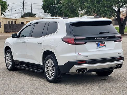 Certified 2025 GMC Acadia Denali FWD image 5