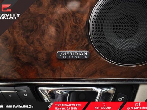 Used 2017 Jaguar XJ R-Sport image 38