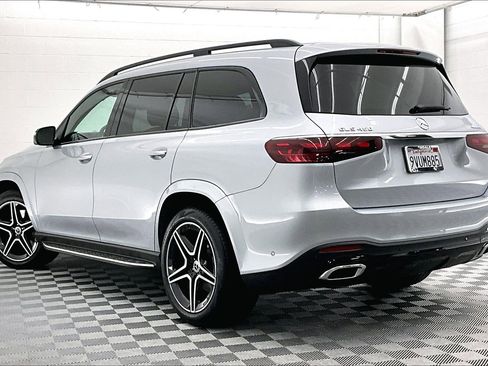 Used 2026 Mercedes-Benz GLS 450 4MATIC image 10