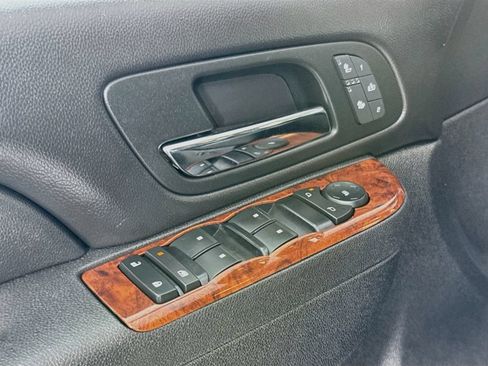 Used 2013 GMC Sierra 3500 SLT AWD/4WD image 18