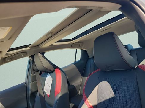 New 2026 Toyota Prius Plug-In Hybrid FWD image 30