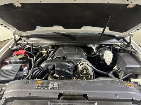 Used 2014 GMC Yukon Denali image 29