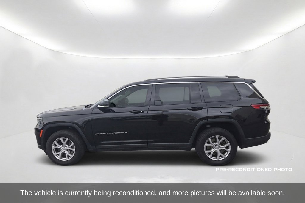 Used 2022 Jeep Grand Cherokee L Limited w/ Trailer Tow Group (B) RWD image 9