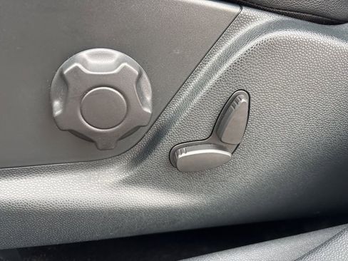 Used 2022 Ford EcoSport Titanium image 14