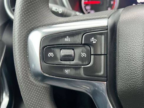 Used 2025 Chevrolet Blazer LT w/ Driver Confidence Package image 23