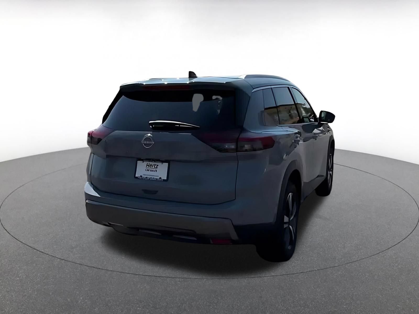 Used 2026 Nissan Rogue SL FWD image 13