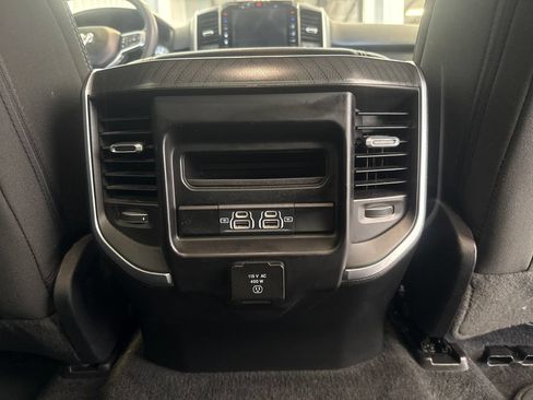 Used 2025 RAM 1500 Big Horn AWD/4WD image 13